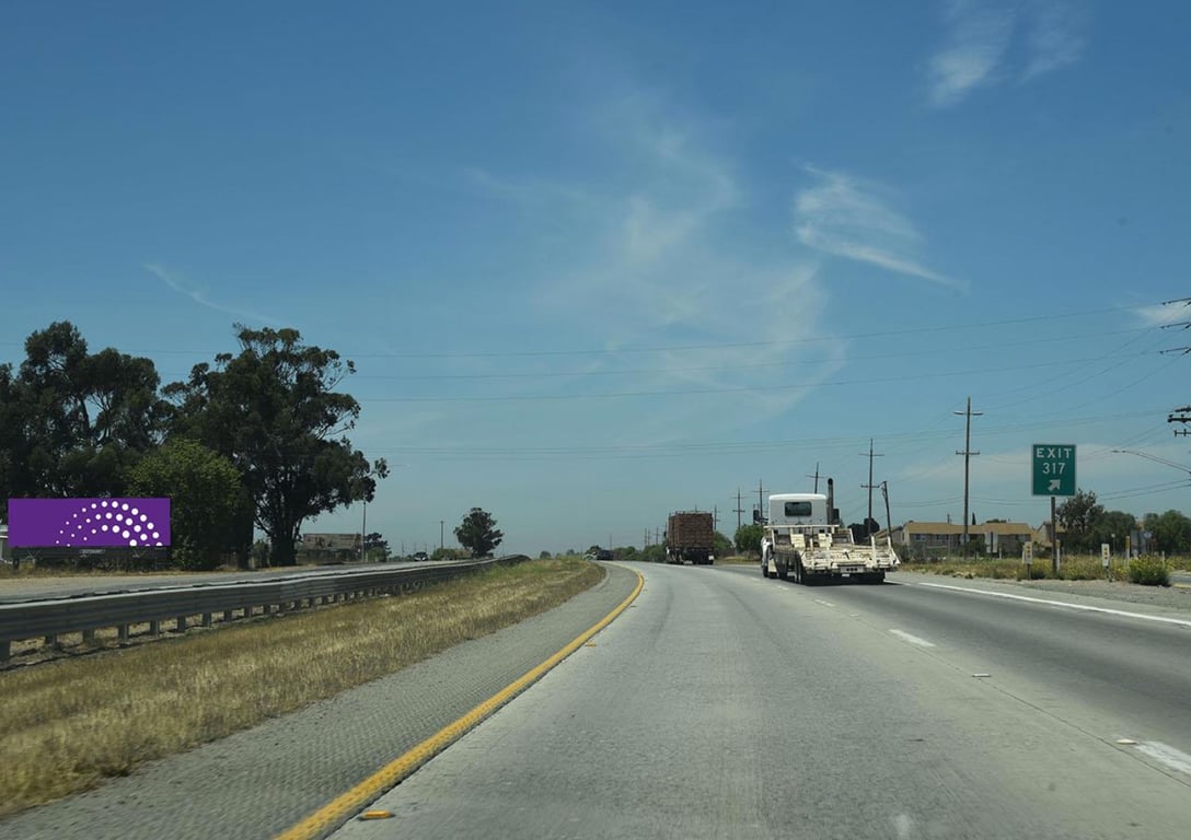 Hwy 101 .20 mi S/O Chualar Ovc W/S F/S Media