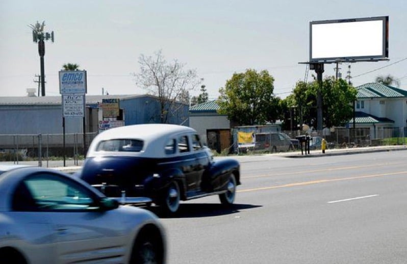 Location photo for Valley Blvd near Citrus @ Valley (Fontana)