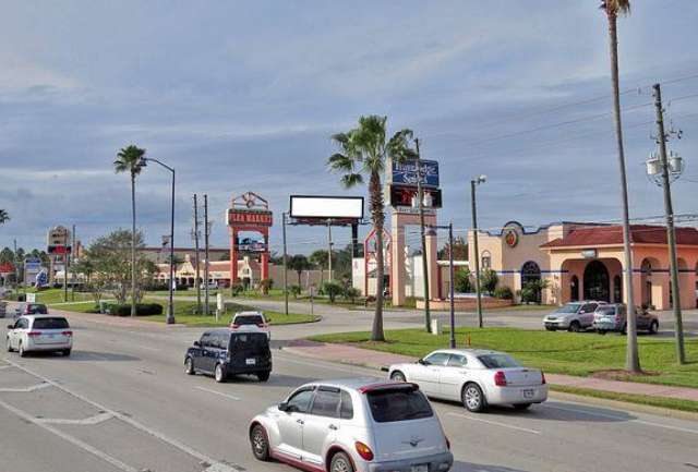 Location photo for W Irlo Bronson Memorial Hwy near Main Gate Flea Market (Kissimmee)