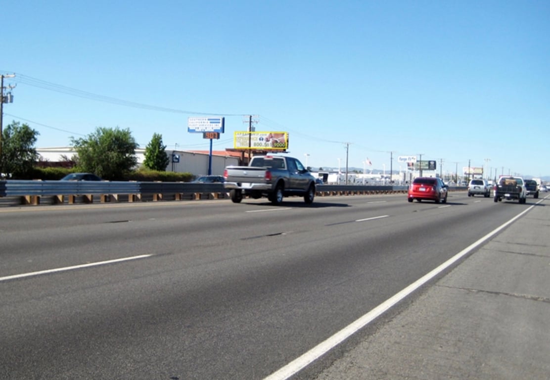 I-15 EL .5 MILES S/O BEAR VALLEY ROAD Media