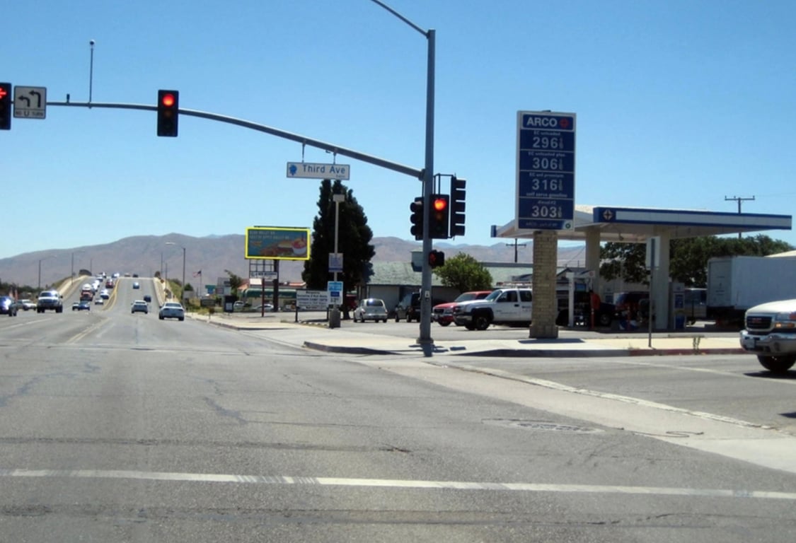 MAIN STREET SL @ 2ND AVENUE Media