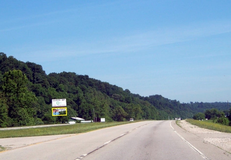 Location photo for S US near Musketeer Stadium, Lloyd (Greenup)