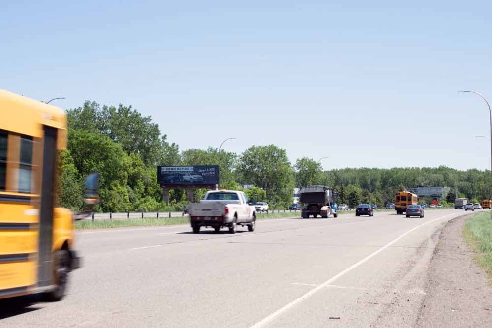 Highway 10 1.00 mi W/O I-35W N/L F/W Media
