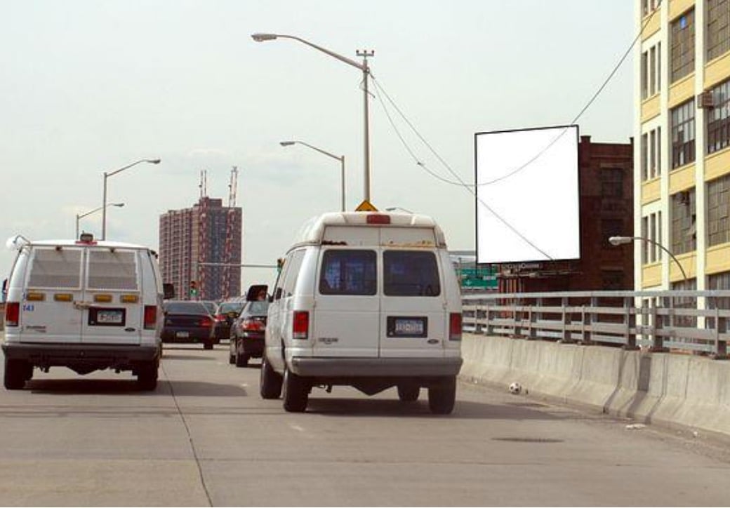 Location photo for Third Ave near Third Avenue Bridge, Mott Haven (Bronx County)