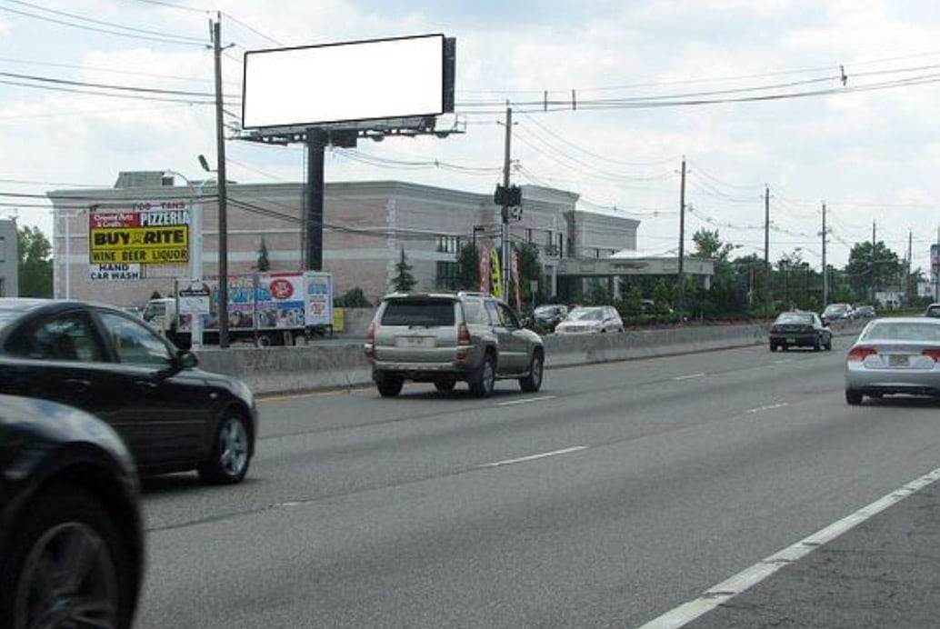 Location photo for NJ-17 near Carlstadt Community Garden (Carlstadt)