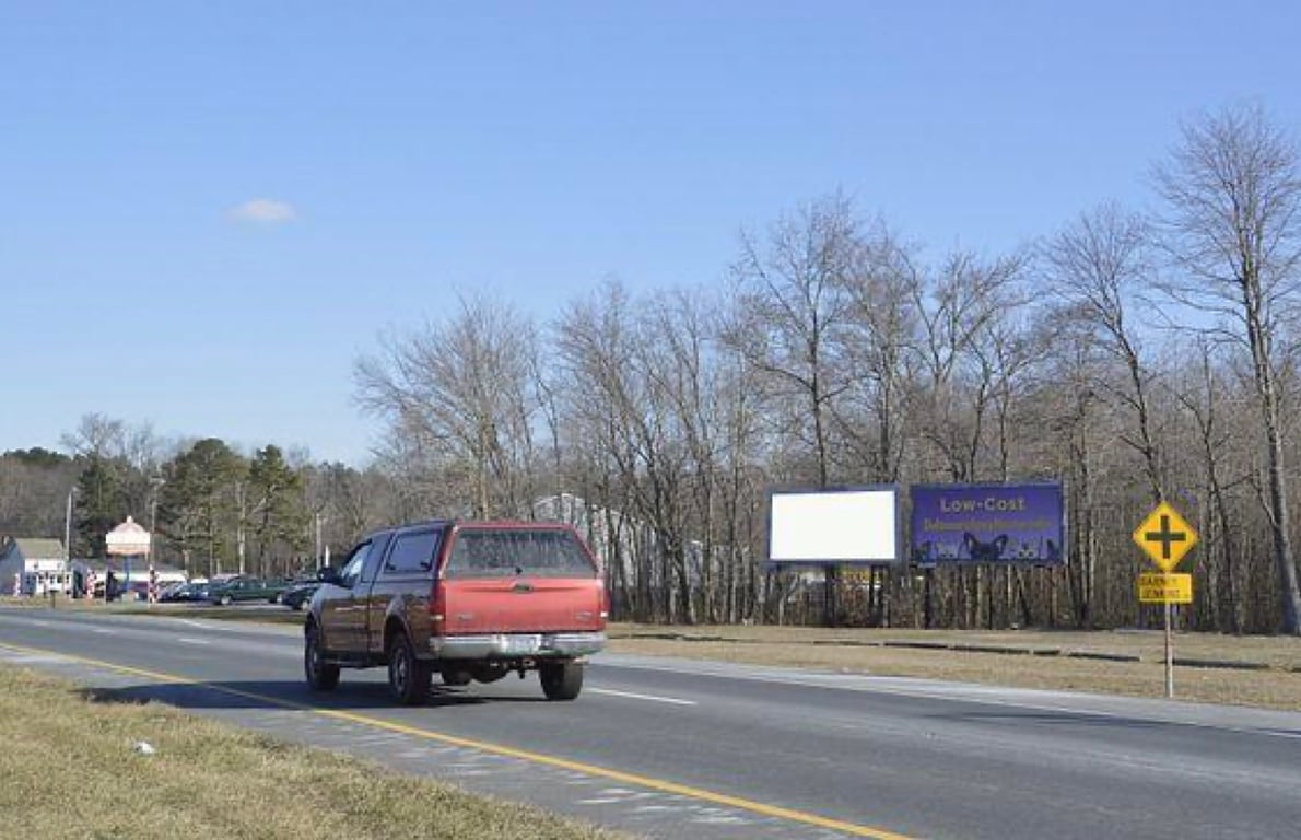 Location photo for US 13 ES 0.7mi N/O Canterbury Rd F/S - 4