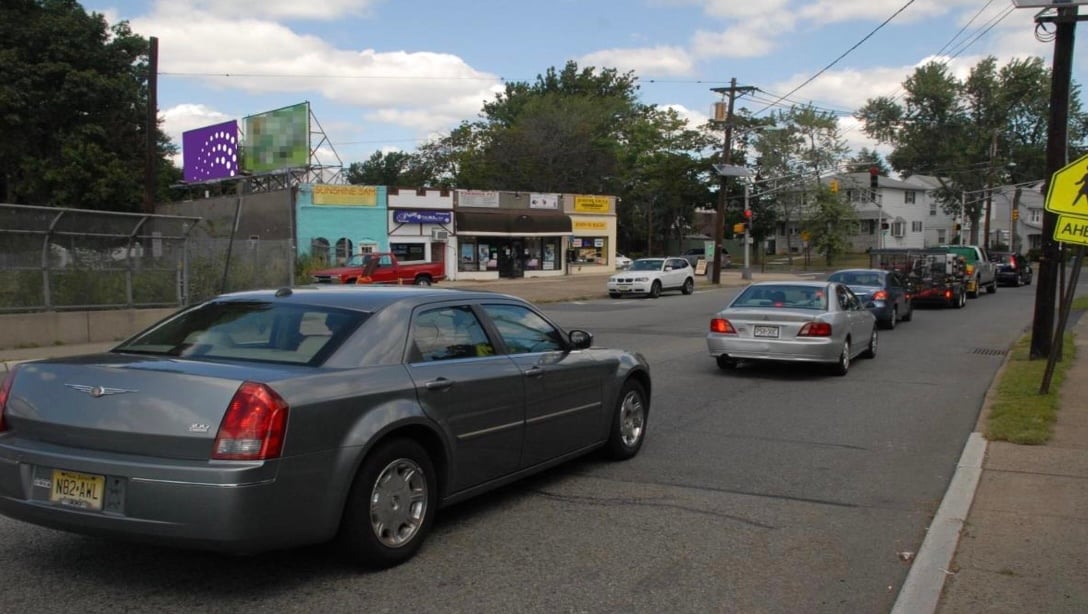 Location photo for N/S 40 W. Passaic Ave E/O G.S.P.  Bloomfield F/W