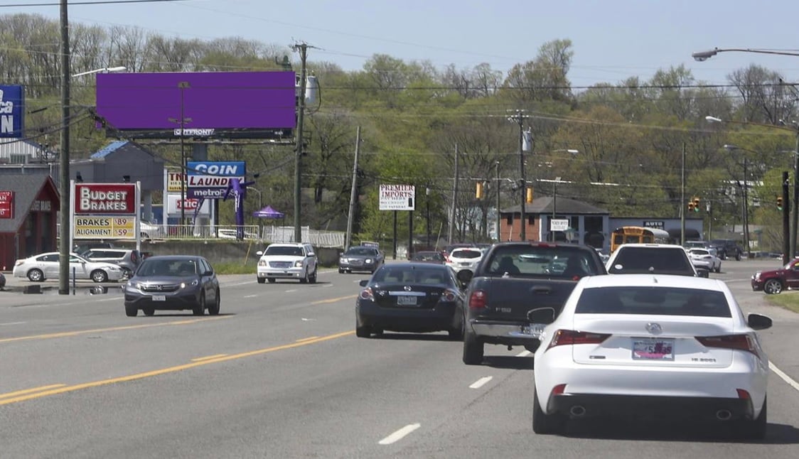 Location photo for Nolensville Pike & Bass Ave SB (Nashville)