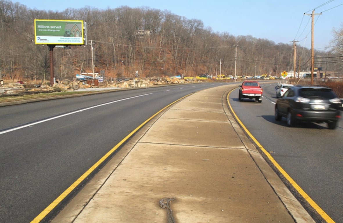 Location photo for William Flinn Hwy near Shaler Village (Glenshaw)