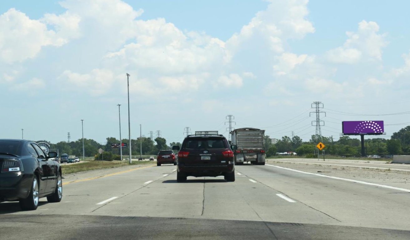 W. I-94 Fwy E/O Southfield Fwy S/S F/W Media