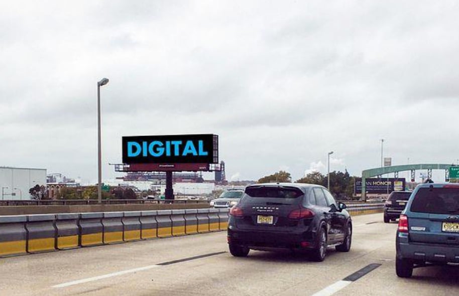 Location photo for S Front St near Front St & Packer Av - FS, South Philadelphia East (Philadelphia)