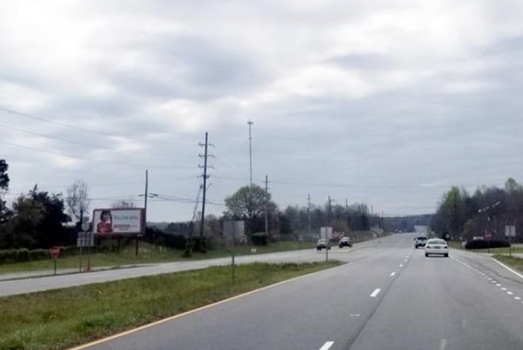 Location photo for Radio Dr near Jordan Veterinary Hospital (Lexington)