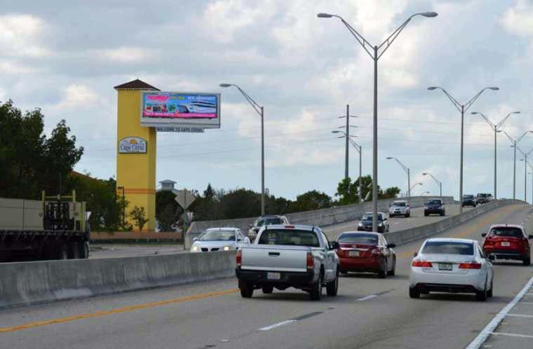 VETERANS PKWY E/O DEL PRADO SS/WB Media