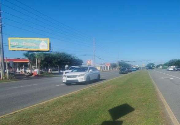 Location photo for Shoppes at Paradise Isle (Destin)