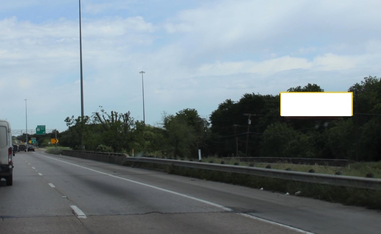 Location photo for S Interstate 35 E near Ledbetter @ Rocky Ridge - E - MB (Dallas)