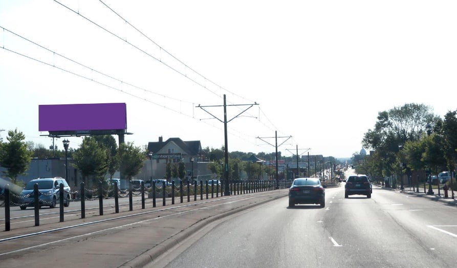 University Avenue W/O Lexington N/L F/W Media