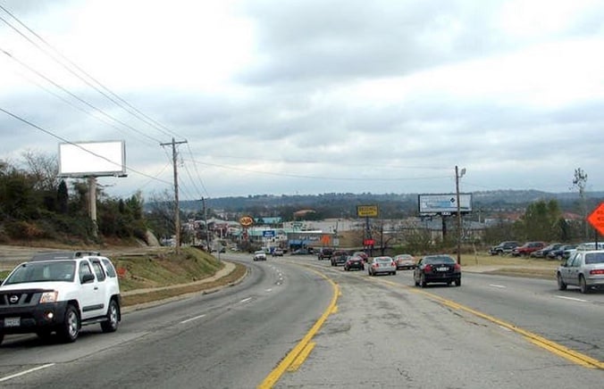 Rogers Av NS 0.1mi E/O Cliff Dr F/W - 1 Media