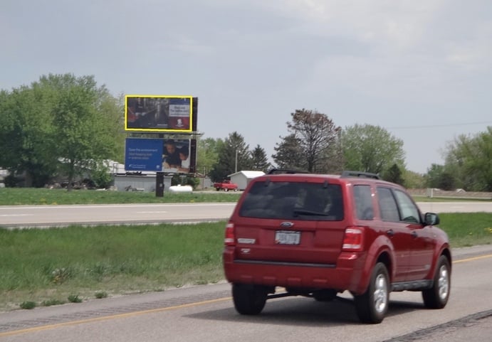 US 61 5 MI N/O MUSCATINE, IA TOP F/W Media