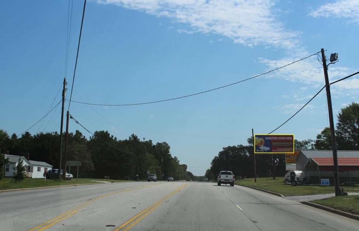 HWY 25 0.1 mi N/O HWY 246 ES Media