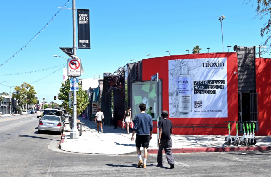 Melrose Ave & Vista St Media