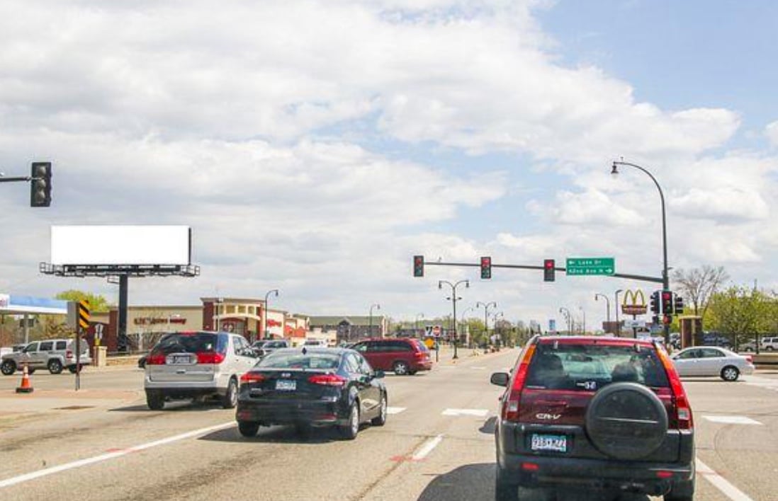 Location photo for Lakeland Ave N near Lake Dr & Bottineau Blvd (Hwy 81) (Robbinsdale)
