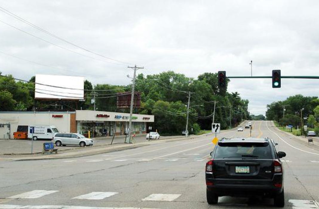 Location photo for Douglas Dr N near Douglas Dr N & 36th Ave N, Bassett Creek (Crystal)