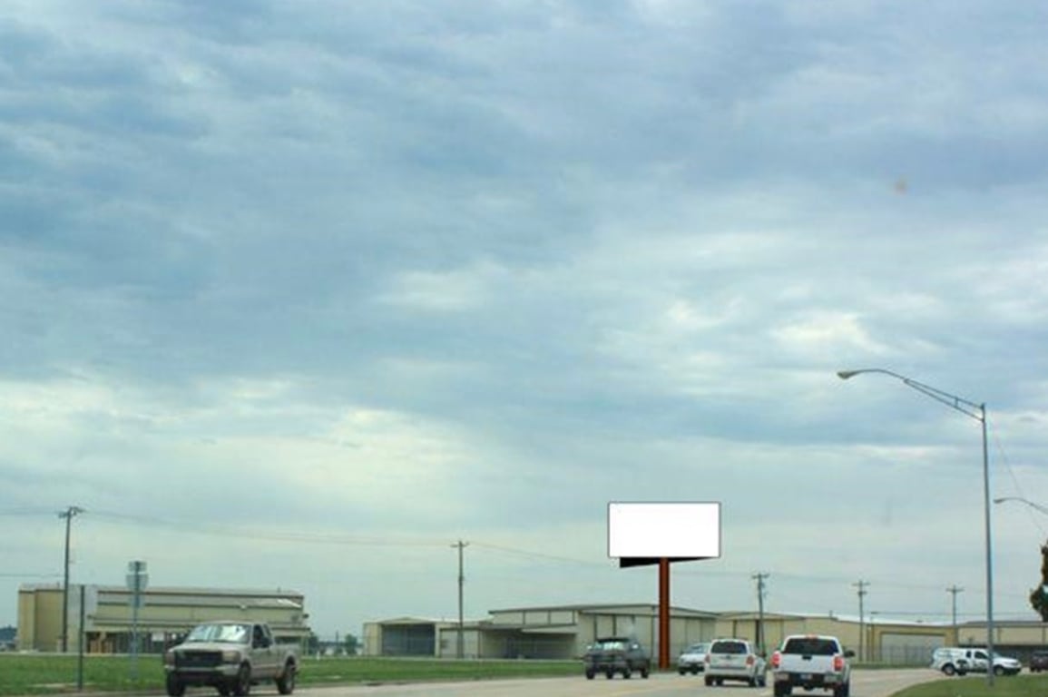 5098 Phoenix Ave S/S, 0.50 mi E/O I-540, E/F Media