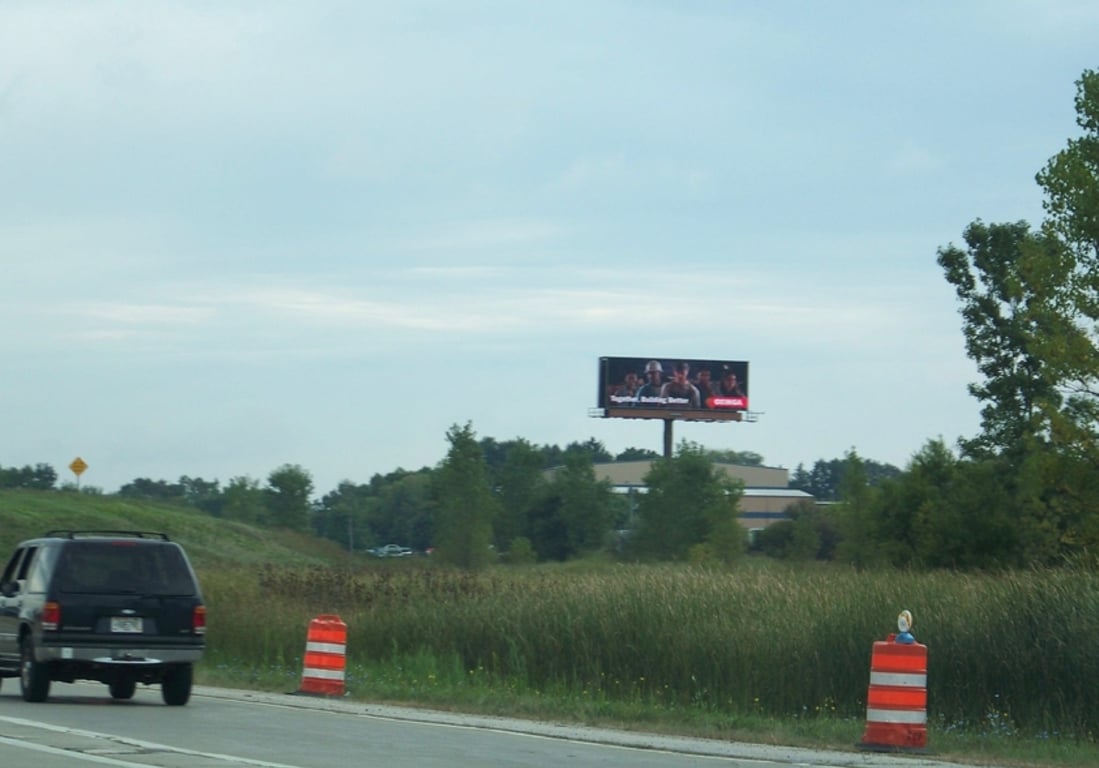 Location photo for Silvernail Rd (Pewaukee)