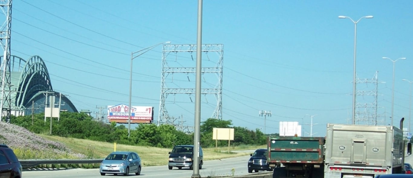 Location photo for S 35th St near Indian Hill Sled Run, Menomonee Valley (Milwaukee)