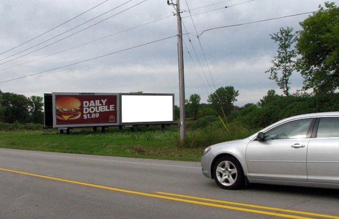 Location photo for Valleyview Cir near 3000 N Grandview Boulevard (Pewaukee)