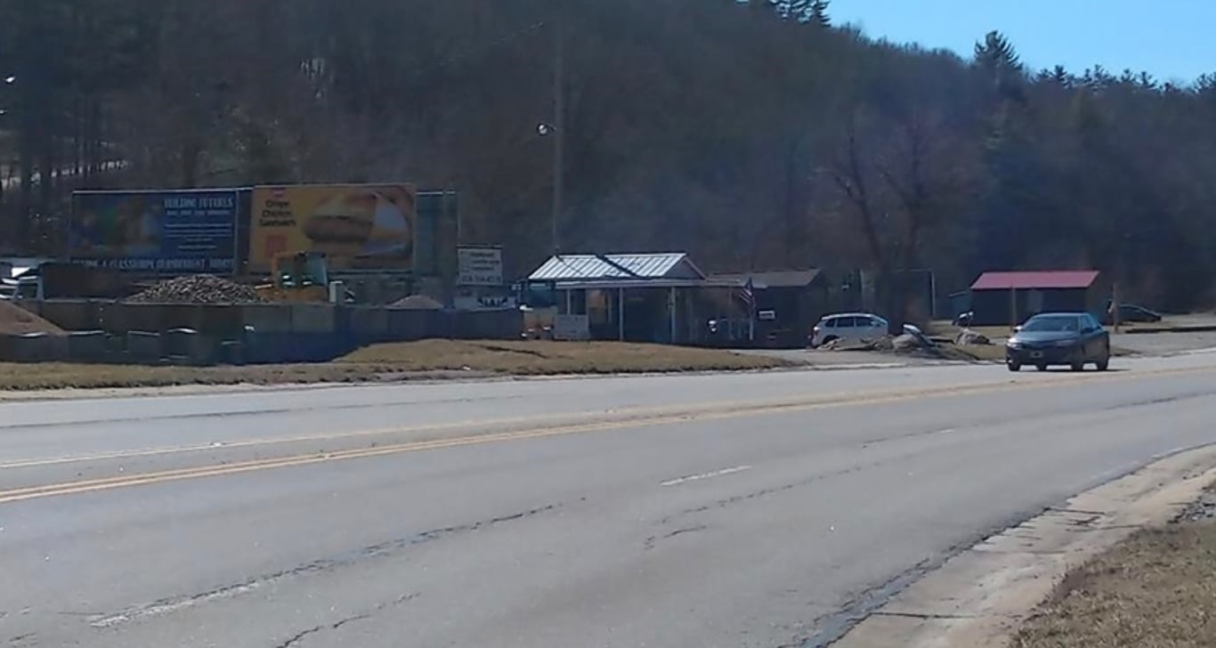 Location photo for US-321 near Middle Fork Greenway - 321 Access (Blowing Rock)