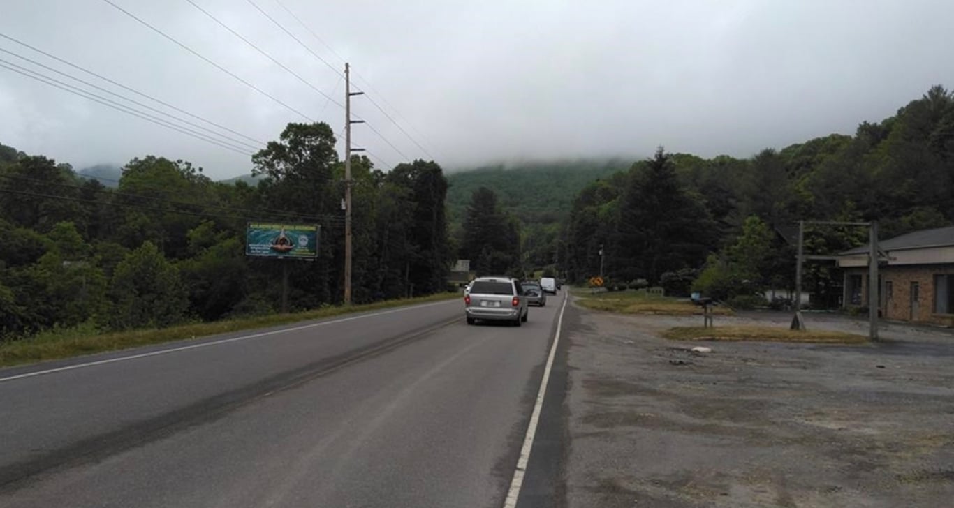 HWY 105 .1 MI E/O CLUB HOUSE DRIVE LR/FE Media