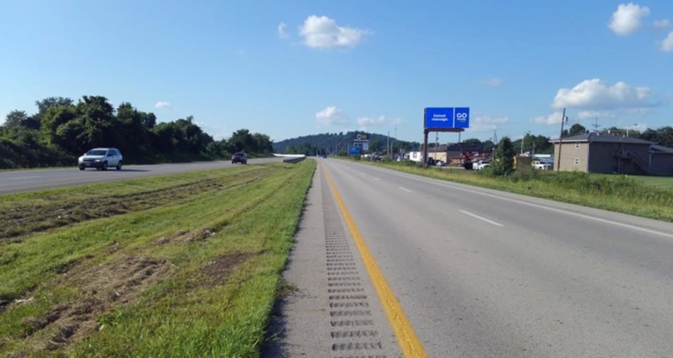 US 52 .5 MI E/O CENTER ST F/E RHR Media