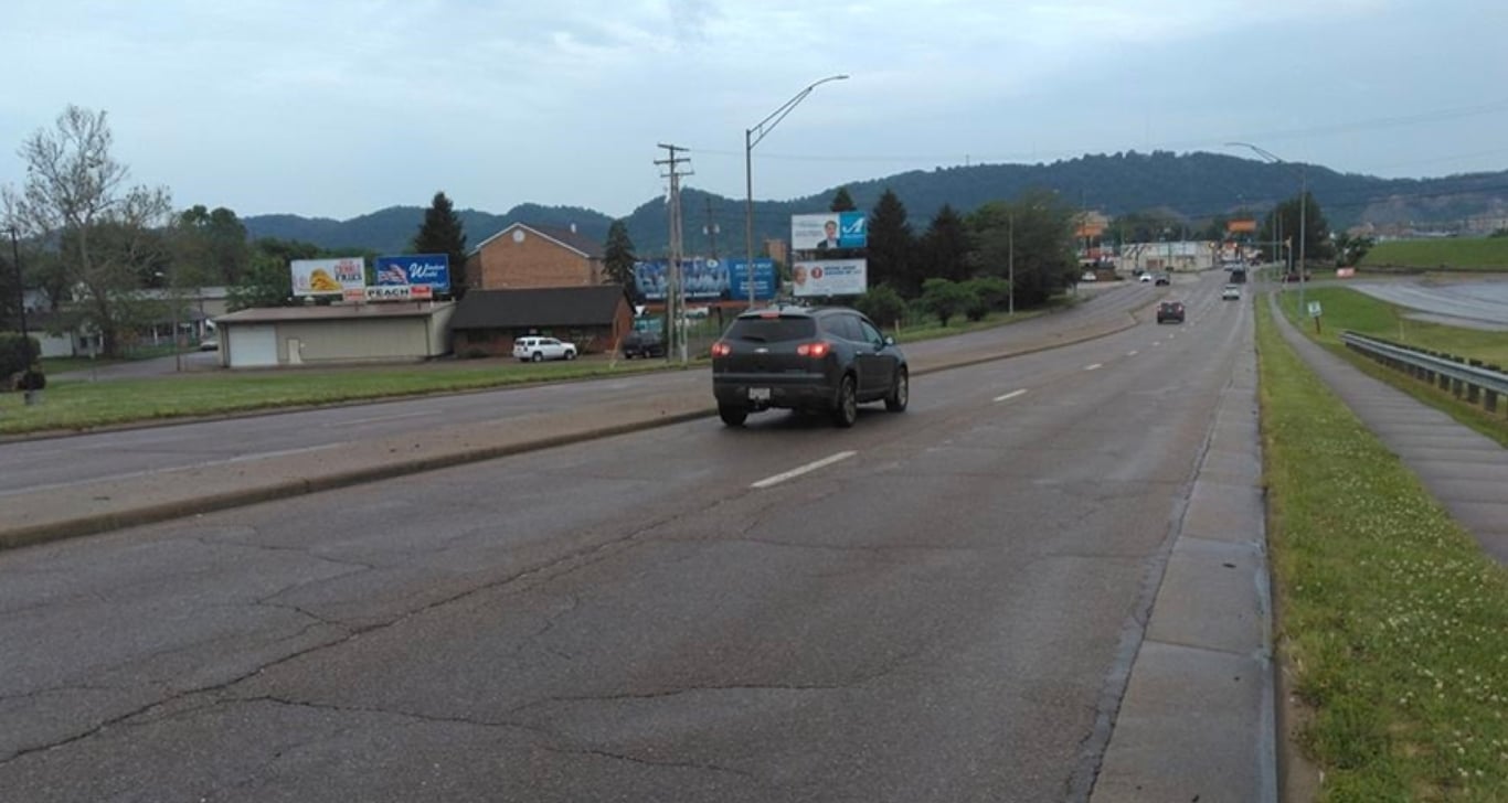 16TH & FINDLEY F/N LHR LEFT PANEL Media