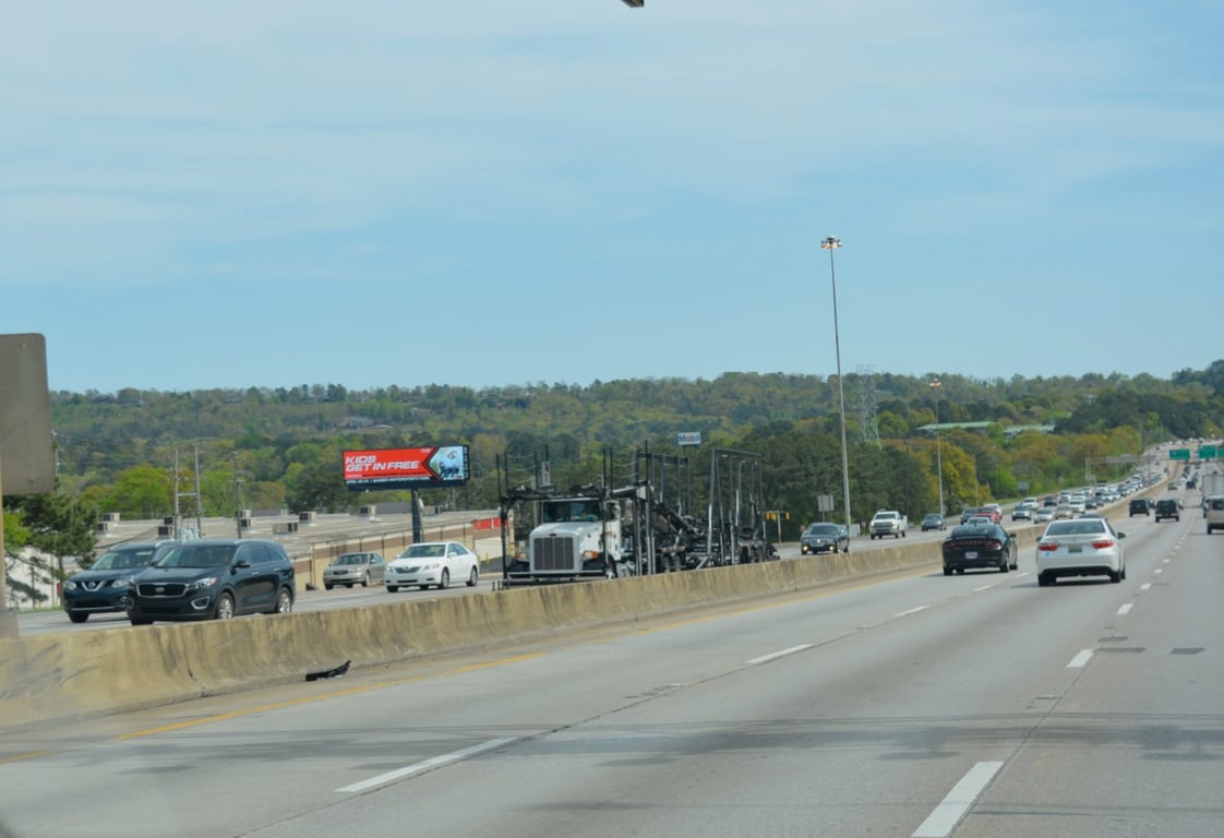 Location photo for Green Springs Hwy near Oxmoor Rd and Greensprings Hwy (Homewood)