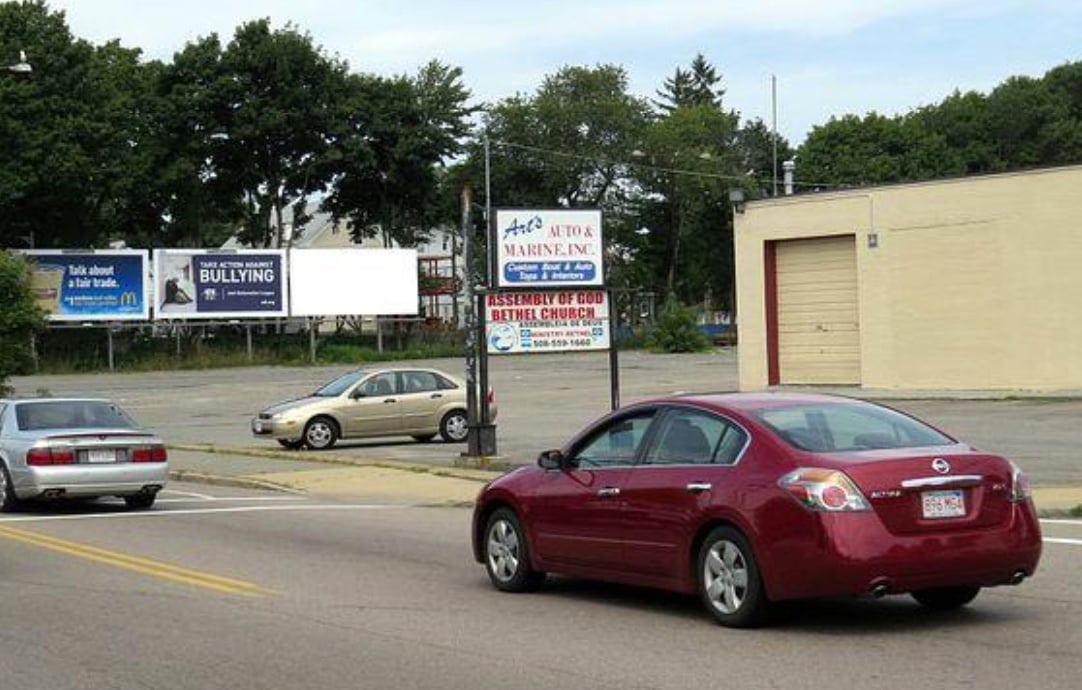 Location photo for Warren Ave near Warren Ave and Florence St (Brockton)