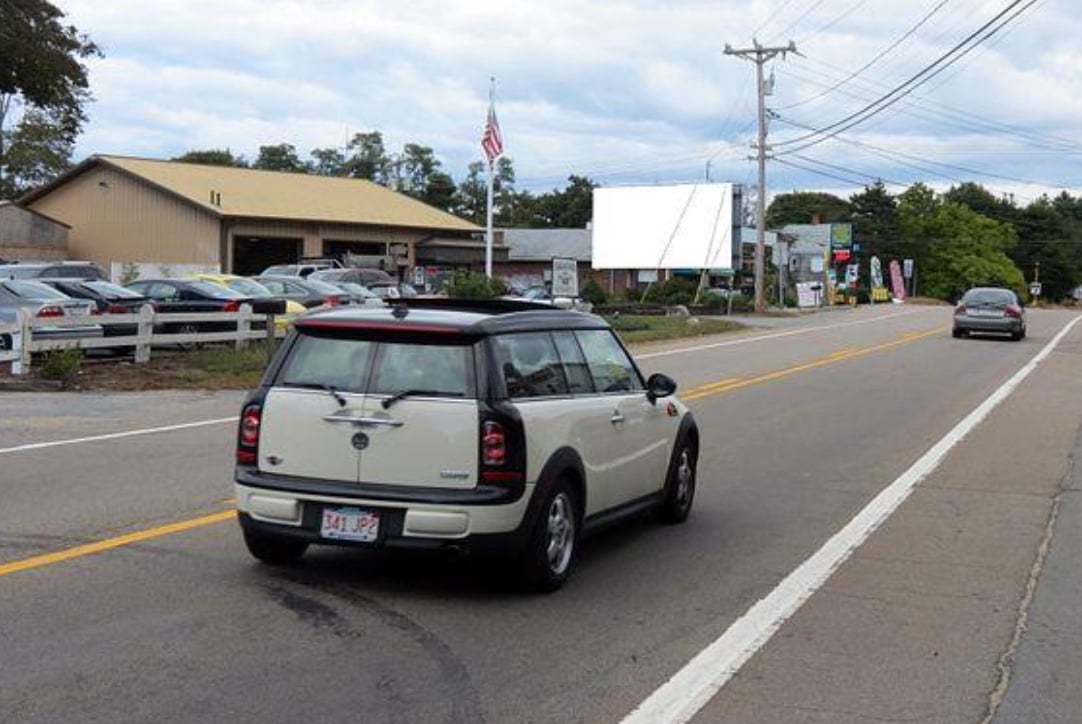 Location photo for Cranberry Hwy near Court House, West Wareham (Wareham)