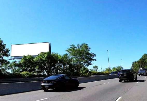 Location photo for Riverside Ave near Kearny Riverbank Park, North Broadway (Newark)