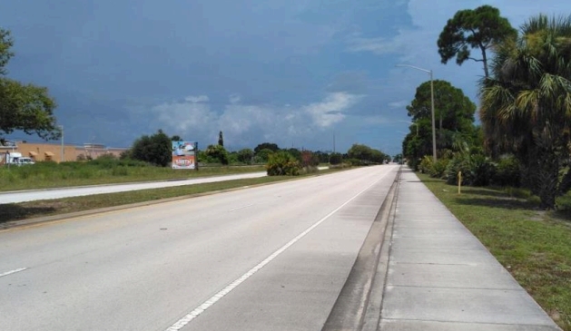 W/S AIA .2 MI S/O MONTEREY RD N/B BOTTOM Media