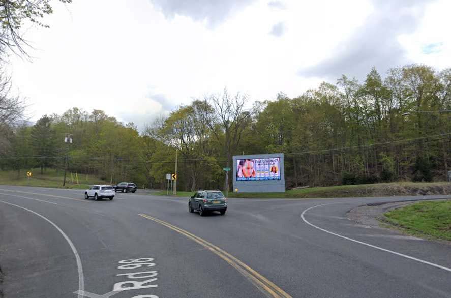 Location photo for Scottholm Ter near Meadowbrook Dr & Crawford Av, Eastside (Syracuse)