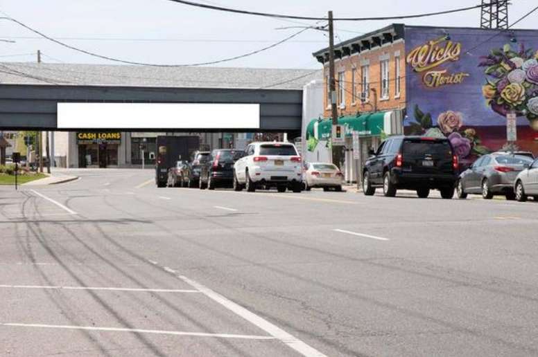 Location photo for Grand Ave + Baldwin LIRR Station (Baldwin)