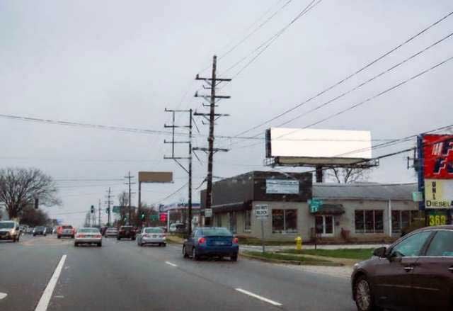 Location photo for E Roosevelt Rd (Lombard)