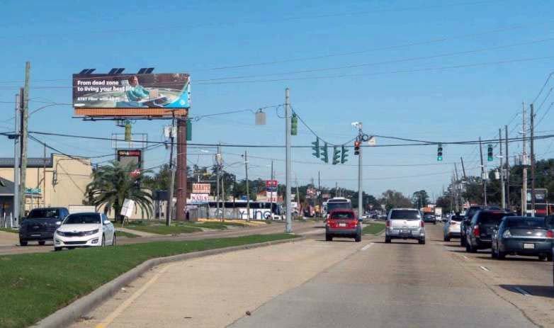 W/S BARATARIA .6 MILES N/O LAPALCO Media