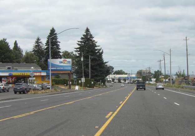 NE PORTLAND HWY SL 500' W/O SIMPSON ST. Media