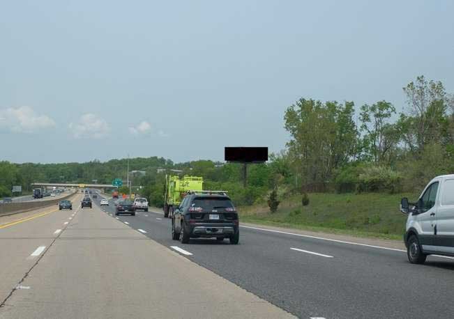 N. I-75 Fwy N/O Lapeer Rd E/S F/S Media