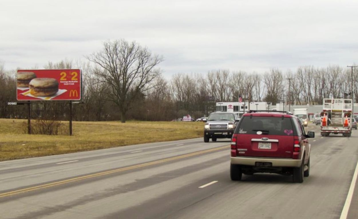 Location photo for Whipple Ave NW (North Canton)