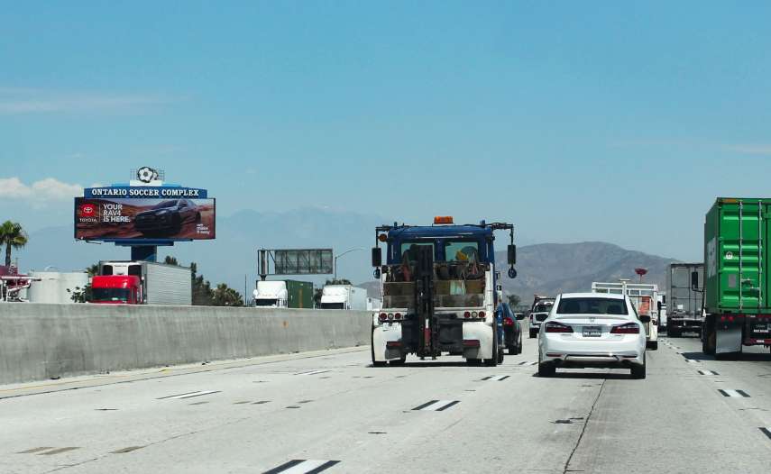 60 Freeway NL e/o Vineyard Ave, WF Media