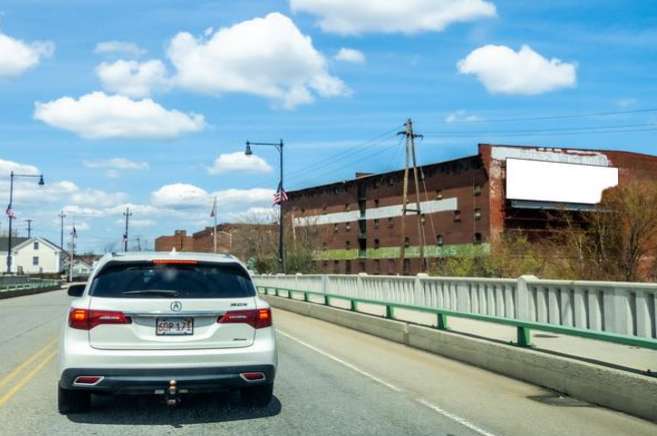 Location photo for N Canal St (Lawrence)