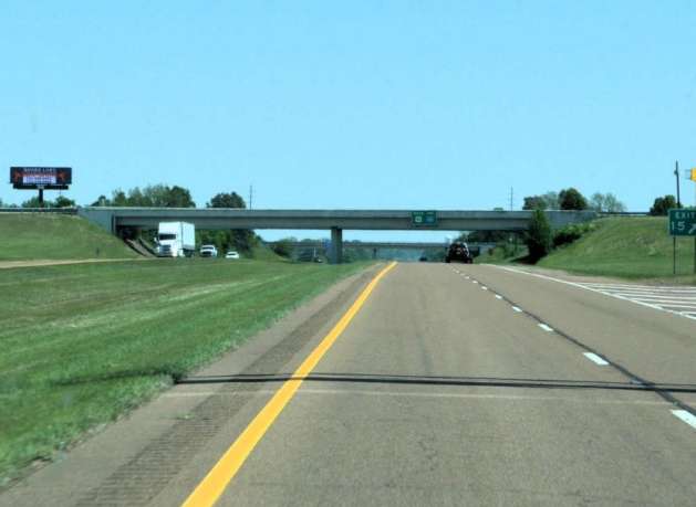 Location photo for Calvin Moore Rd W (Dyersburg)