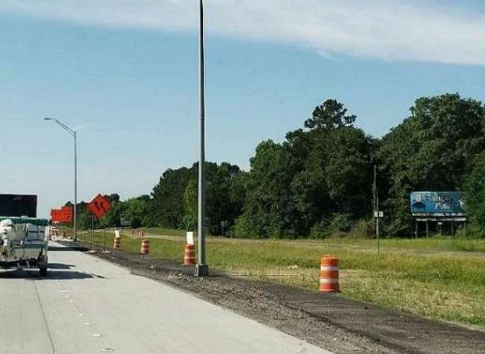 I-45/ 1.6 mi S/O FM 1375/ New Waverly Media